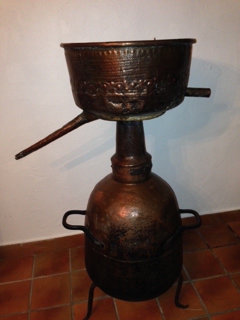 Alambique de cobre. Perteneció a Hipólito Sánchez Guinaldo desde 1920. Procede de Herguijuela de la Sierra (Salamanca)